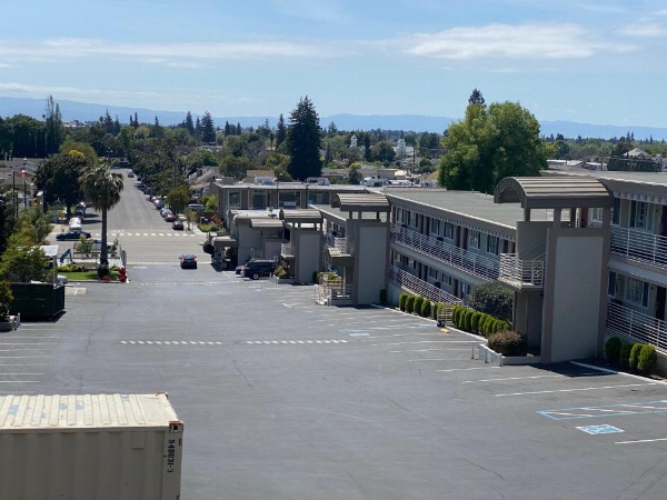 Budget Inn Of Hayward image 24