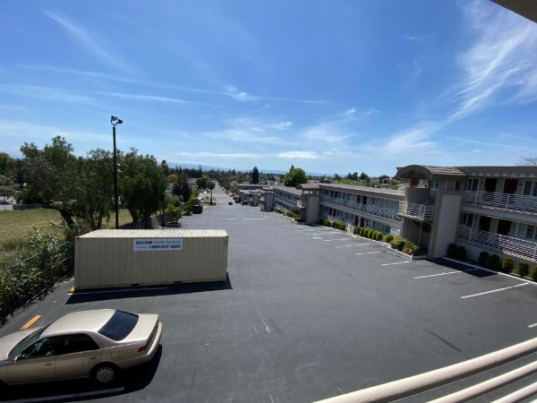 Budget Inn Of Hayward image 25