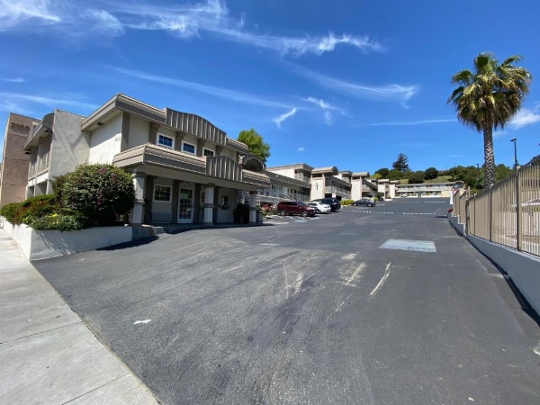 Budget Inn Of Hayward image 30